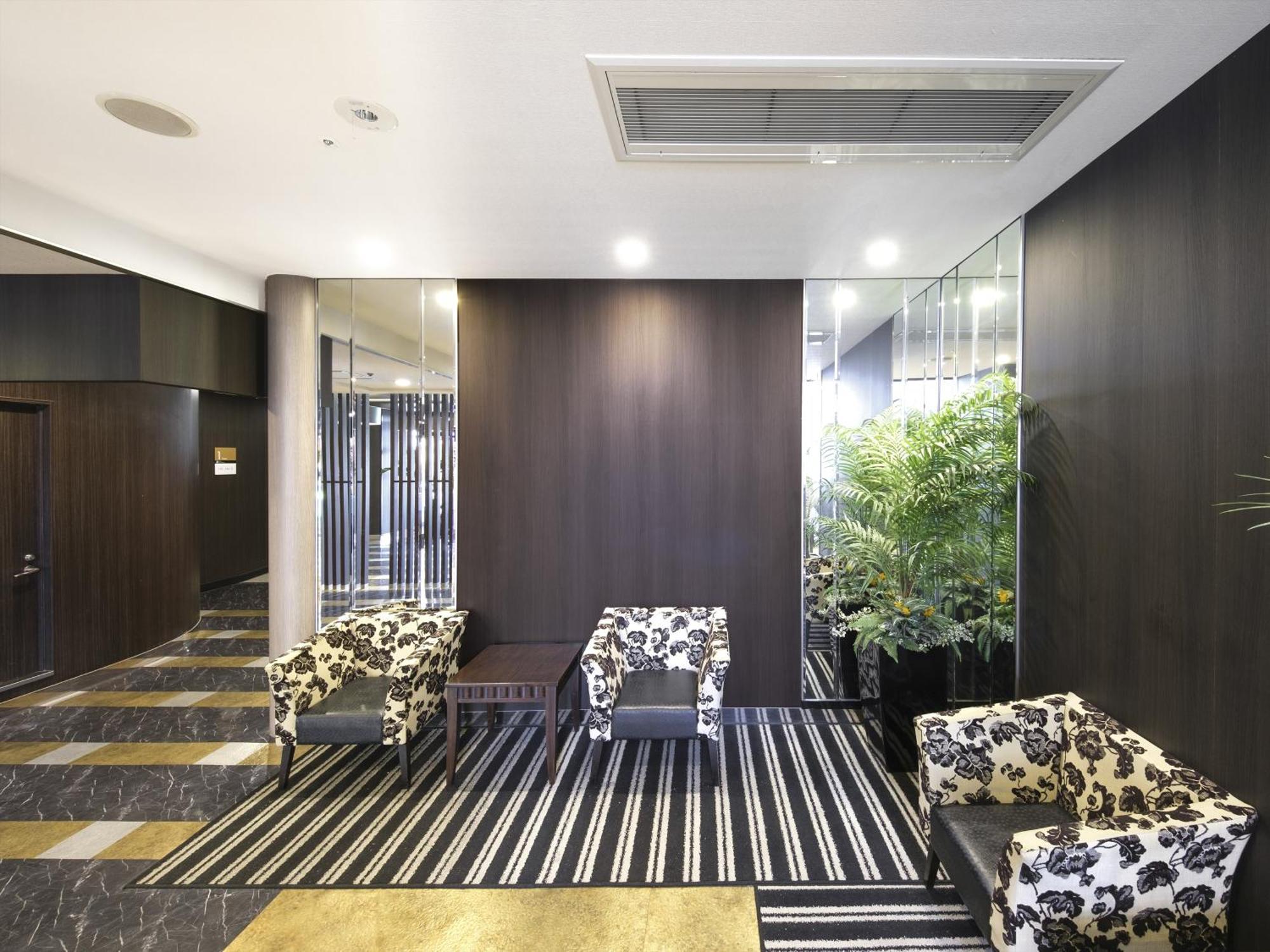 Apa Hotel Tottori Ekimae Minami Екстериор снимка